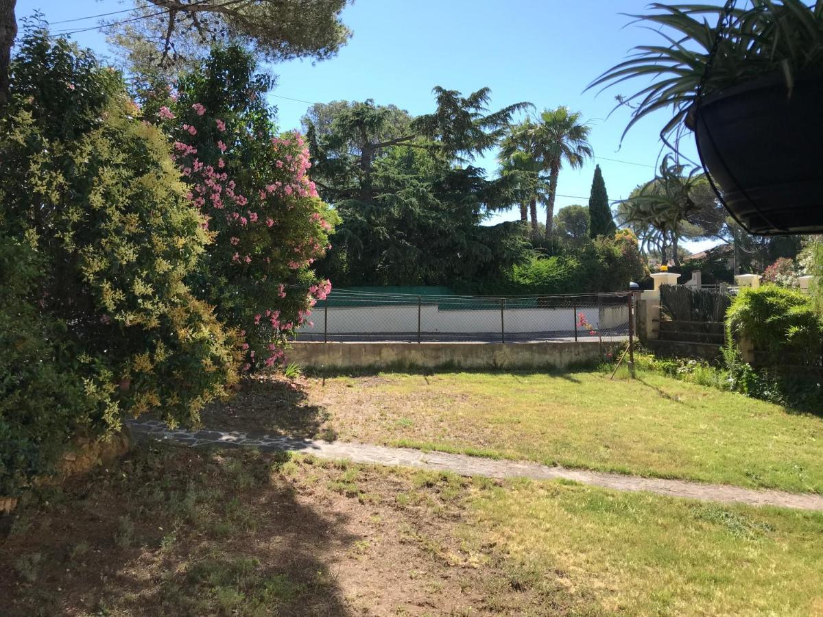 Grand F2 Quartier Les Plaines, Boulouris Proche Mer Et Port Santa-Lucia Saint-Raphaël المظهر الخارجي الصورة